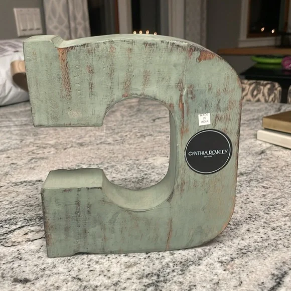 C Decor Initial - Picture 3 of 6